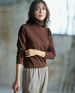 超長綿タートルネック／無地