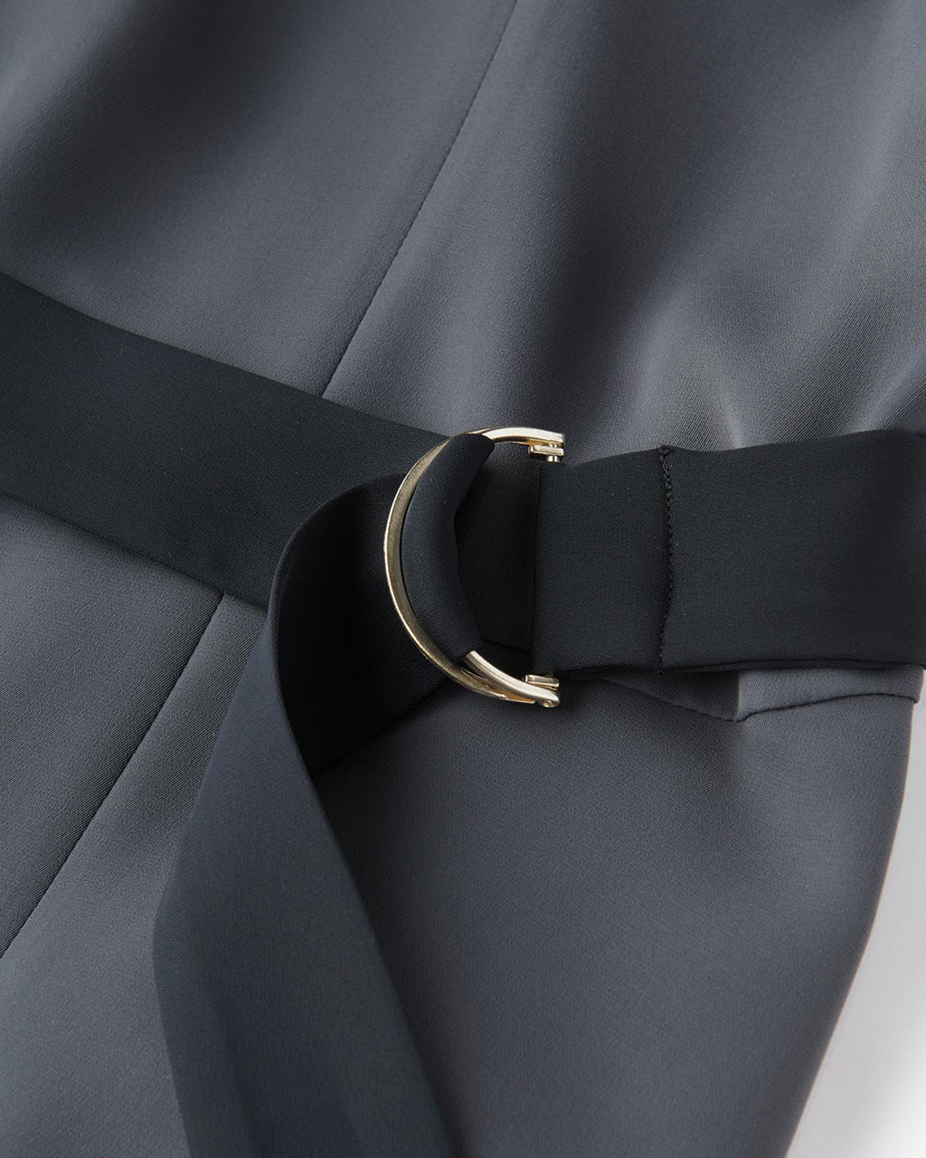 配色ベルト・キーネックワンピース/DoCLASSE