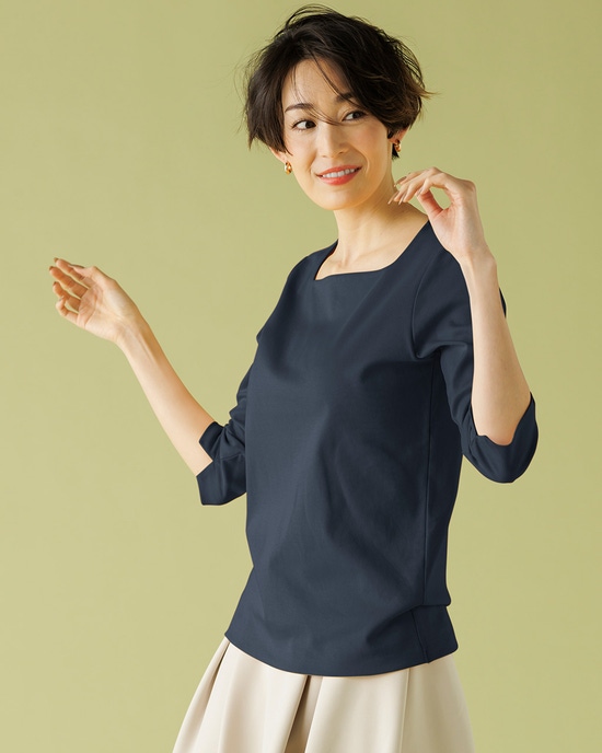 スクエアネック／７分袖・ドゥクラッセTシャツ