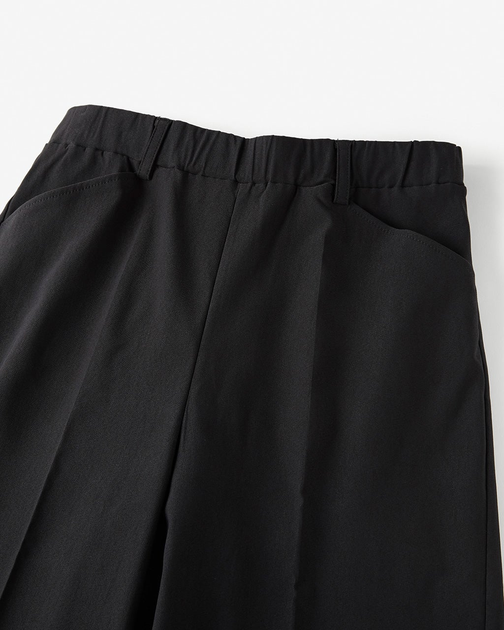 【新品タグ付き】REFRECT ドライタッチワイドクロップドパンツ ドライタッチ・ワイドクロップド/40代50代からのレディース