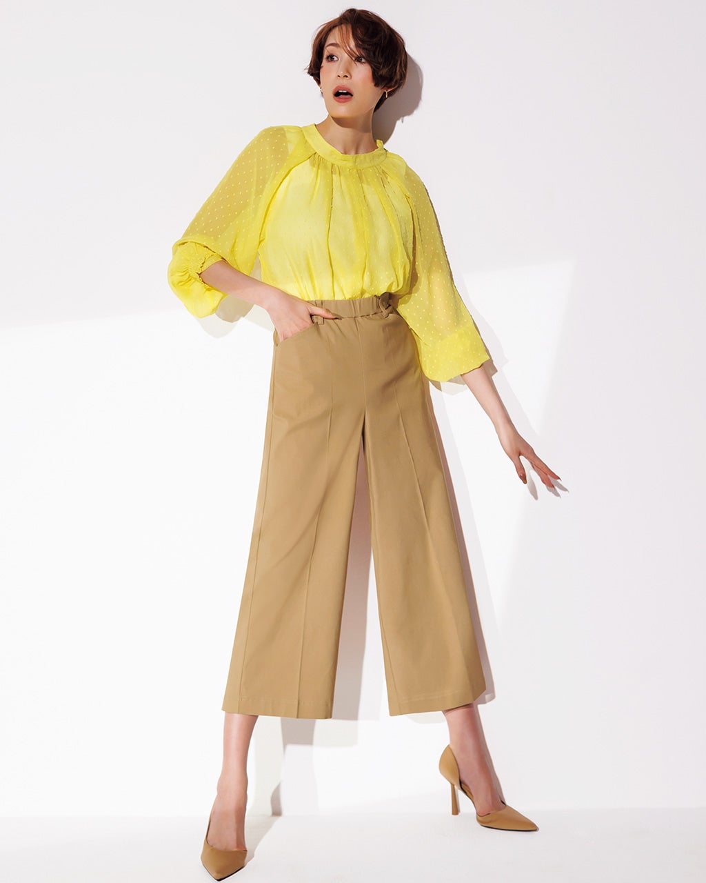 【KHAITE】yellow-GOLD サテン クロップド ワイド パンツ Khaite Lindy high-rise wide-leg pants Khaite