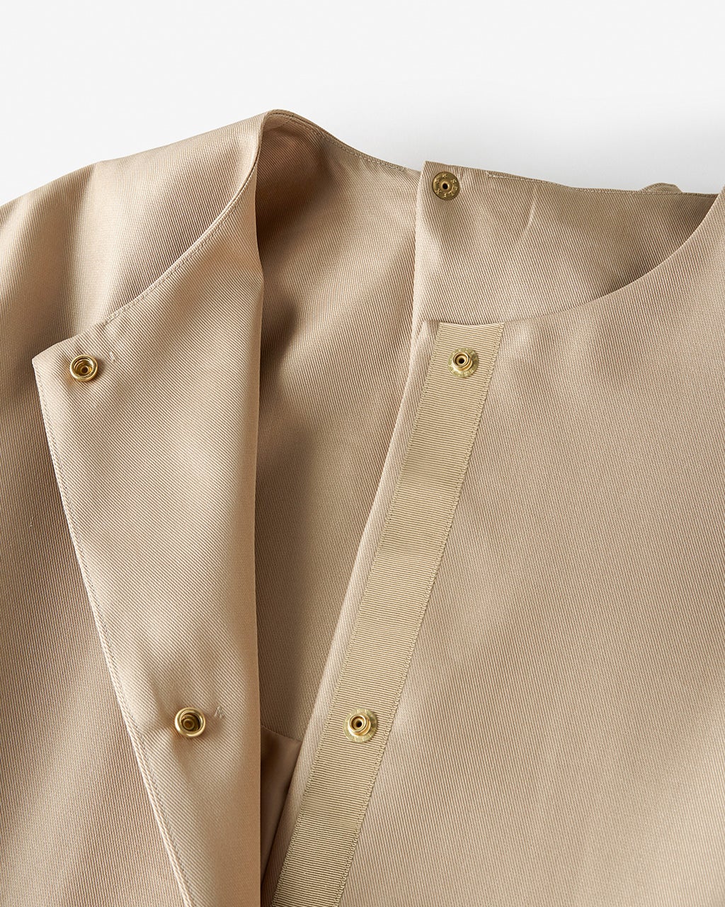 新品ジェイドット　j.ベージュ エアシルクフォルムコート　コクーン　ML エアシルク・フォルムコート/DoCLASSE