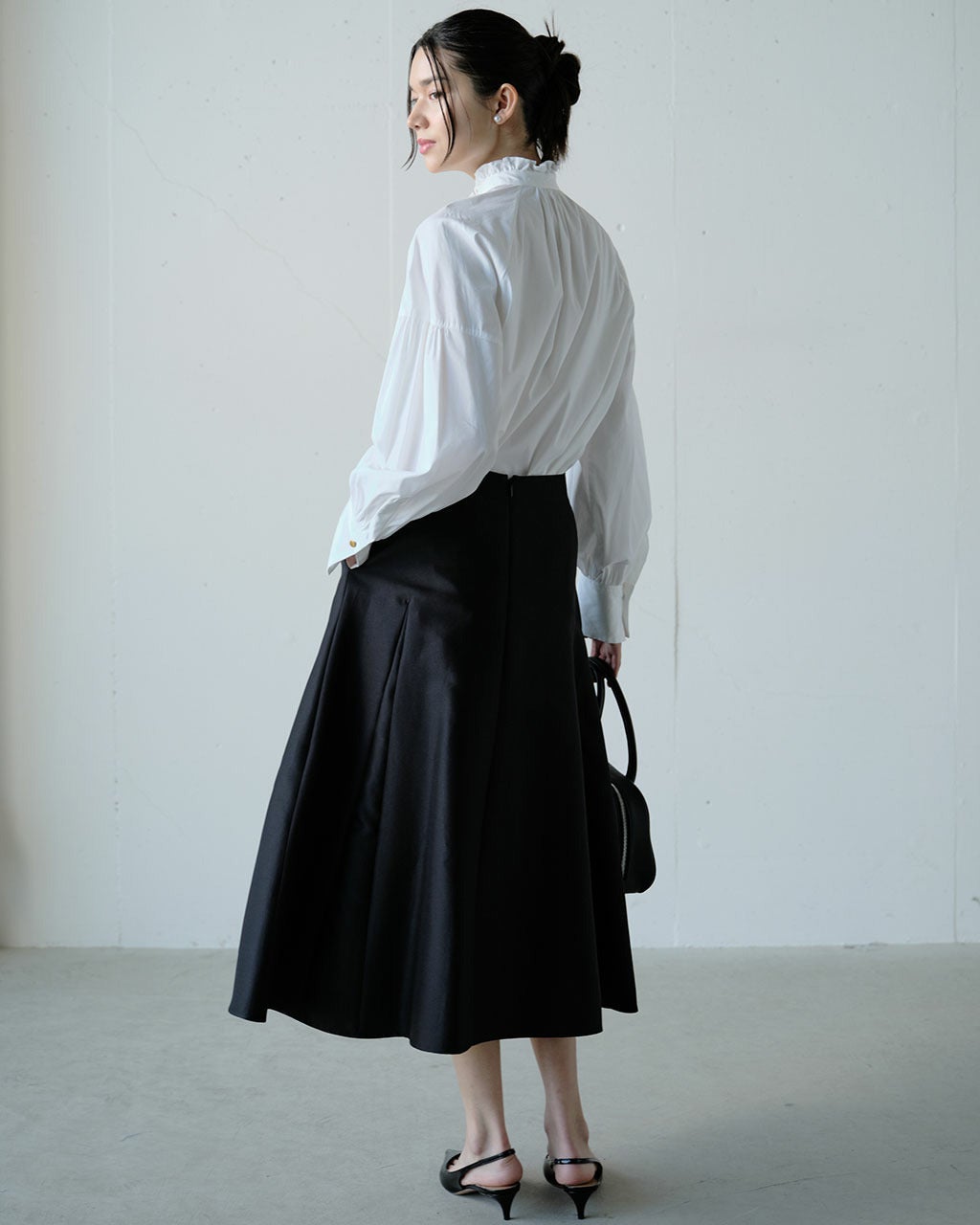 オクタダブルクロス・立体Aラインスカート/DoCLASSE