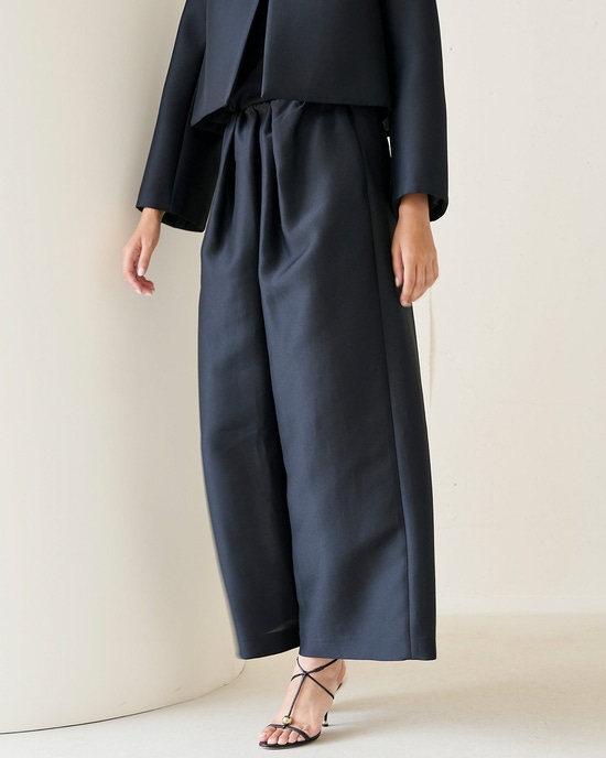 オクタダブルクロス・タックワイドパンツ