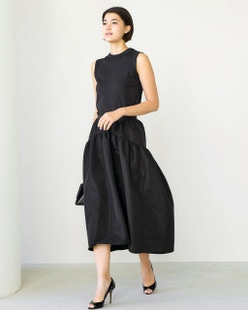 トリアセグログラン・フレアスカート