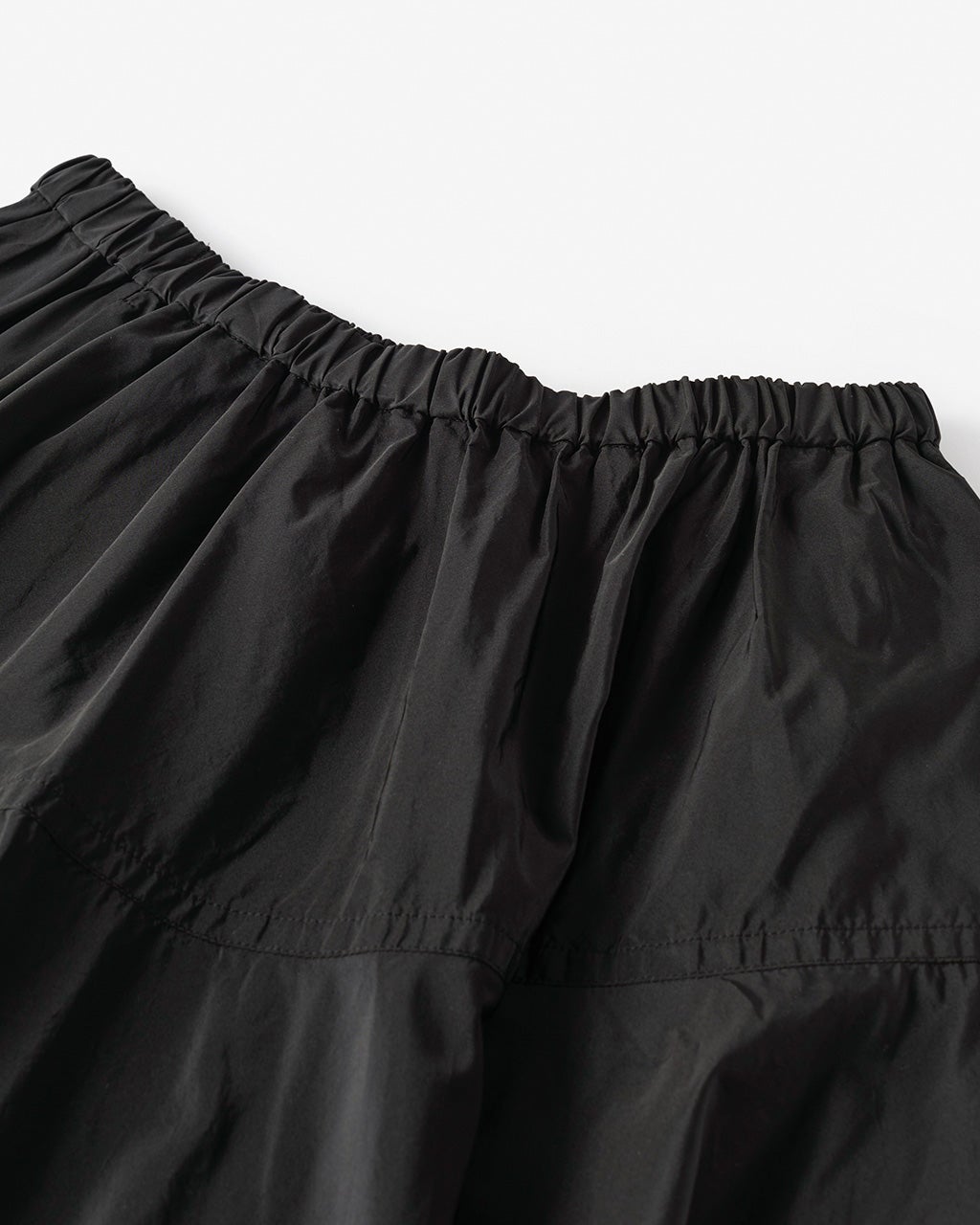 イタリアンタフタ・ボリュームスカート/DoCLASSE