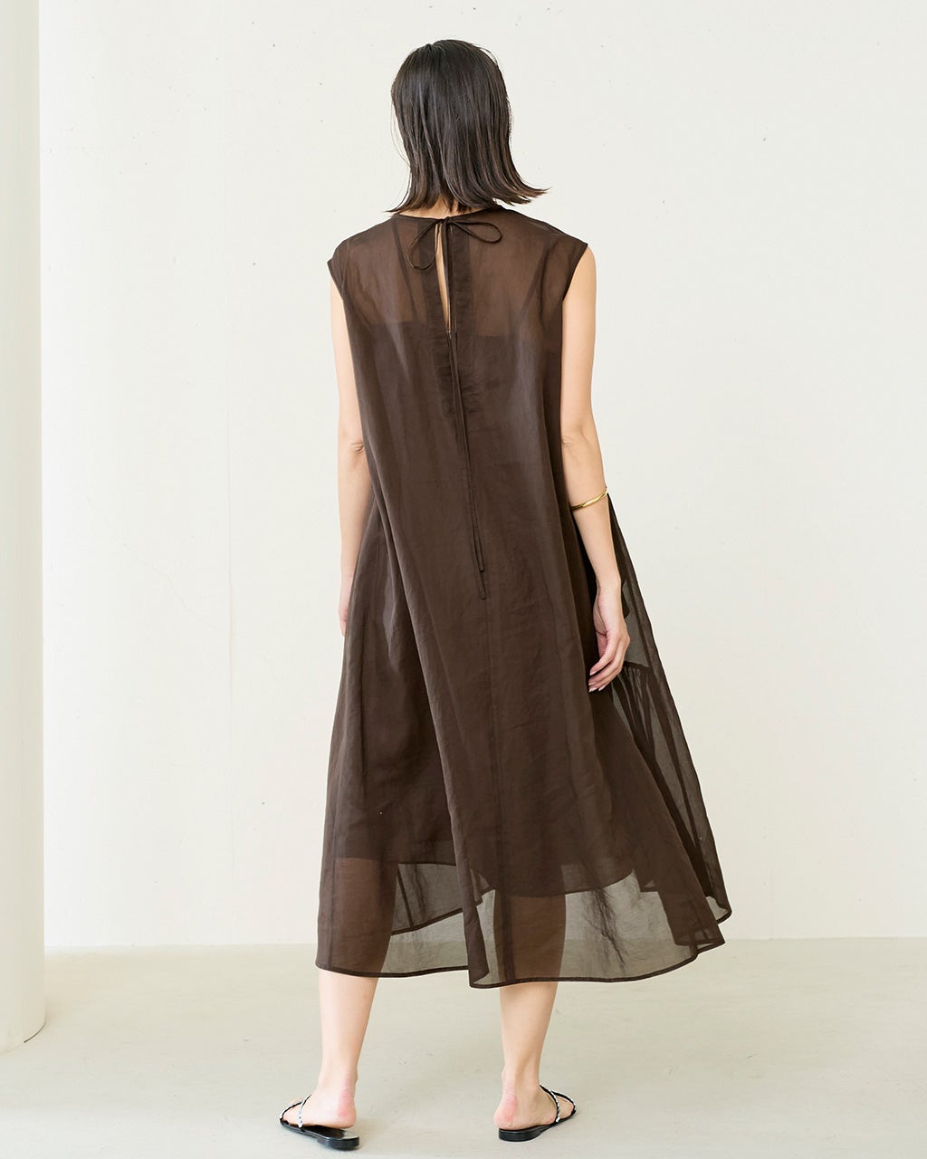 目を惹くカラー★日本未入荷 PARFOIS★ロングコットンドレス セール】ヴィンテージ風フラワーカラー刺繍レースフィット