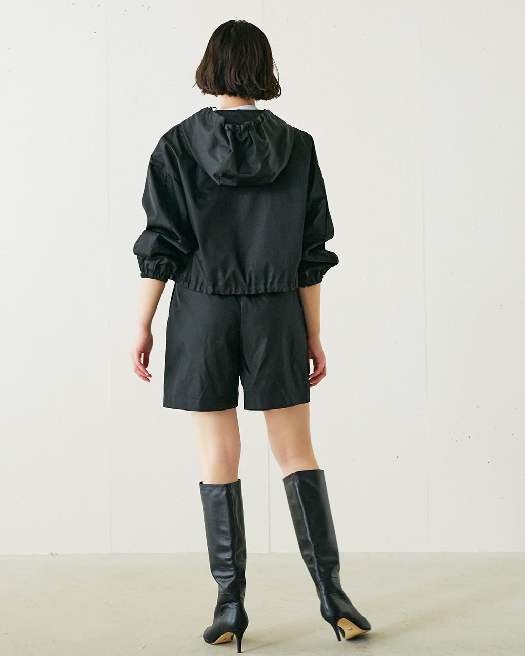 高密度 ハイストレッチナイロン 切替ショートパンツ　サイズ52 高密度ナイロン・ショートパンツ/DoCLASSE