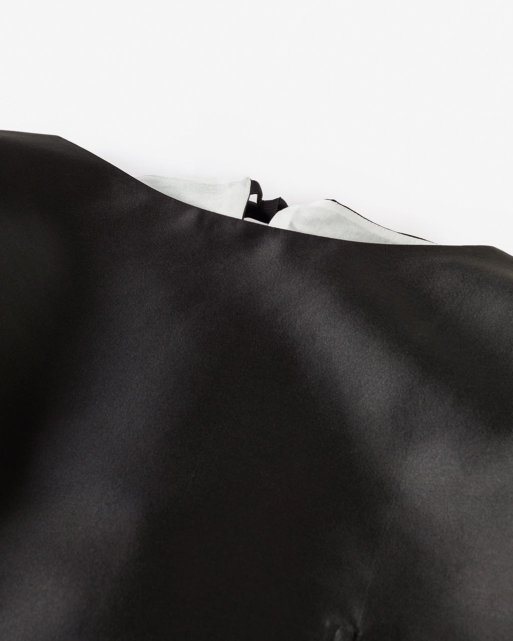 イタリアンタフタ・ダーツブラウス/DoCLASSE