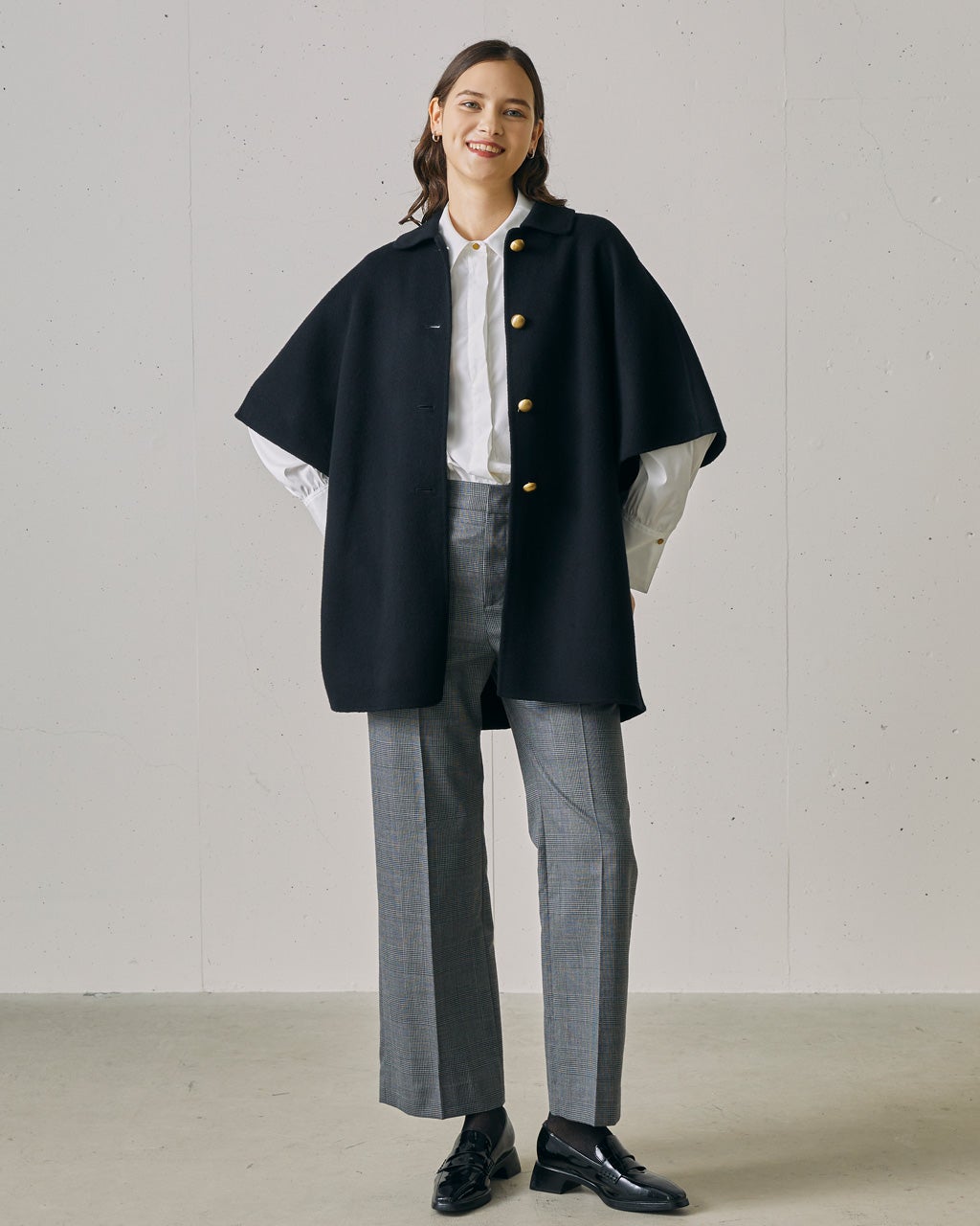 ohga リバーポンチョ コート ブラック 新品 ♡新品タグ付き ohga リバーポンチョ ブラック ♡新品タグ付き