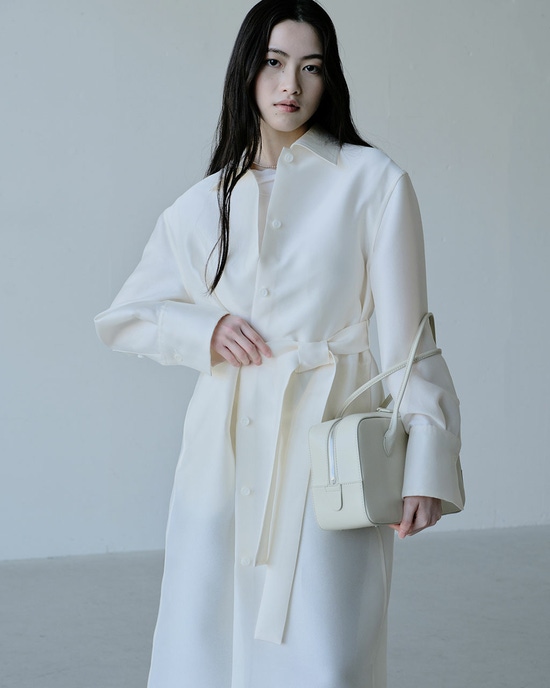 オクタダブルクロス・ドレスコート