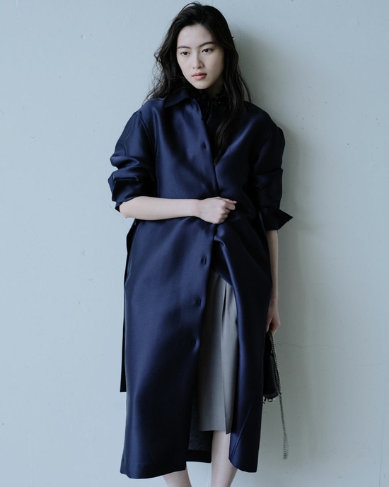 オクタダブルクロス・ドレスコート