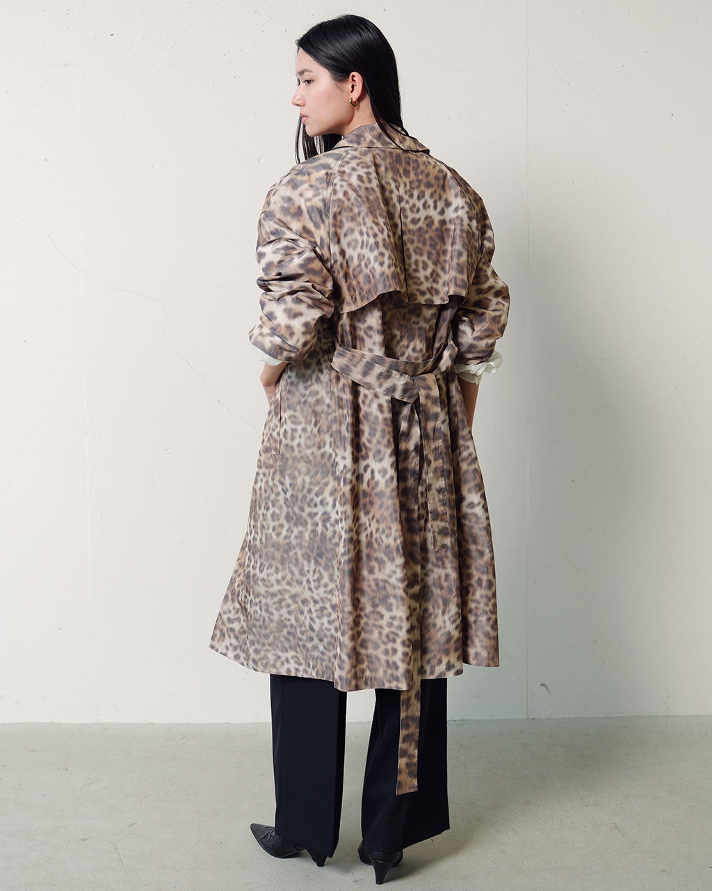 イタリアンタフタ・レオパードトレンチコート/DoCLASSE