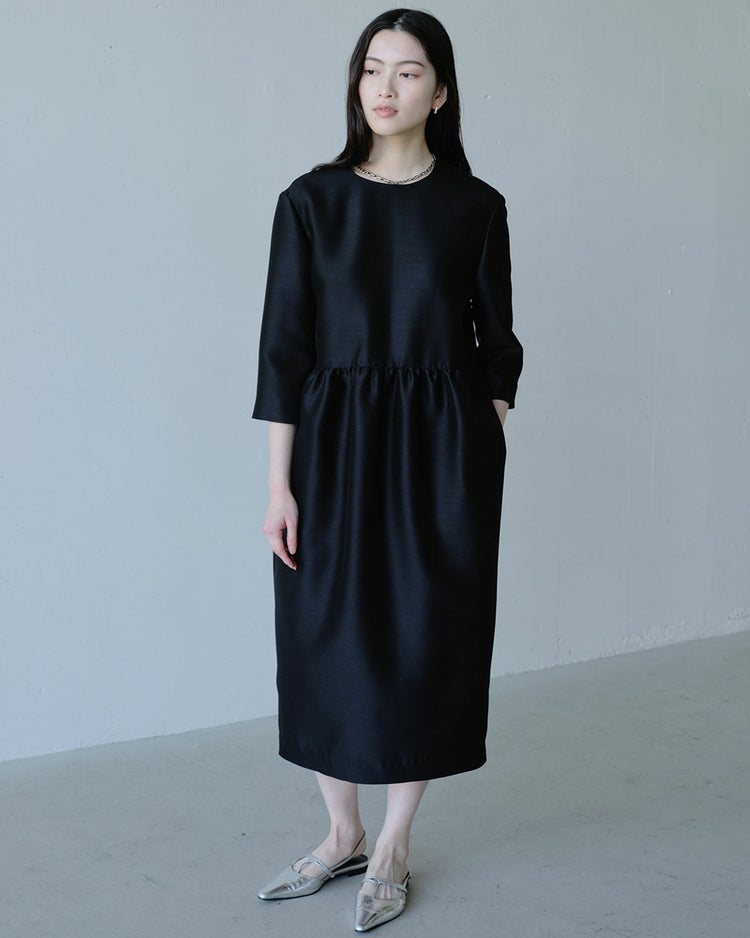 シルク混タッサー・ギャザーコクーンドレス 詳細画像 ブラック 7