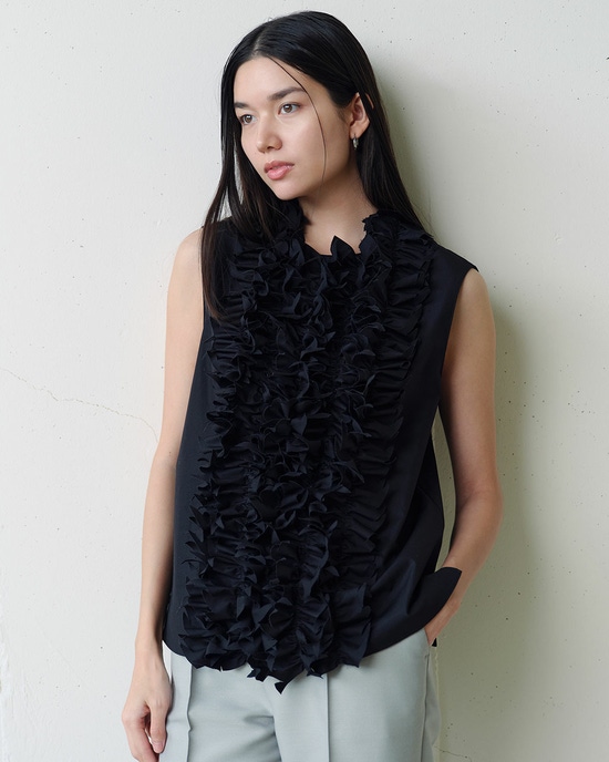 高密度タイプライター・フリルデコブラウス