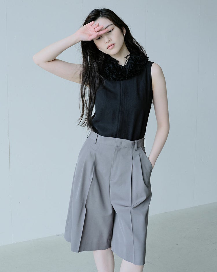 アセテートツイル・フリルネックブラウス 詳細画像 ブラック 7