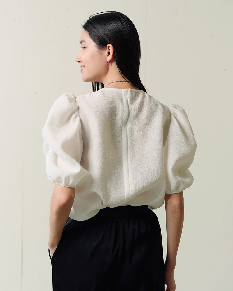 ジャカード織・袖シャーリングブラウス 詳細画像 ホワイト 4