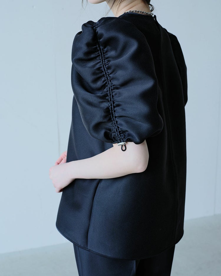 オクタダブルクロス・袖シャーリングブラウス 詳細画像 ブラック 4