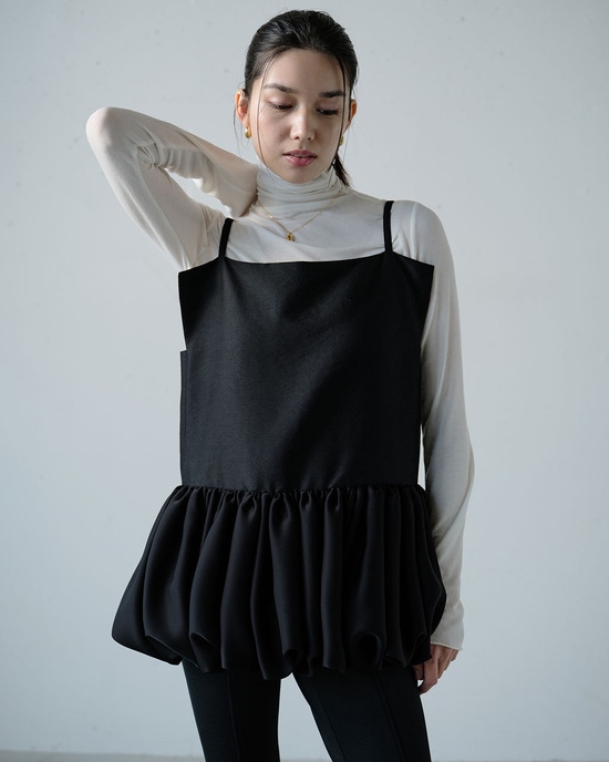 シルキーダブルフェイス・バルーンペプラムキャミ