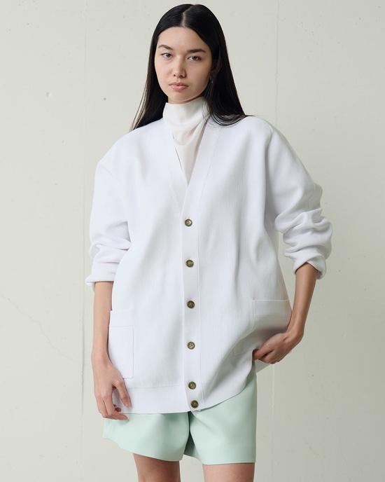 ストレッチニット・Vネックカーディガン