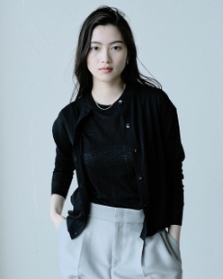 ハイゲージニット・透かし編みカーディガン