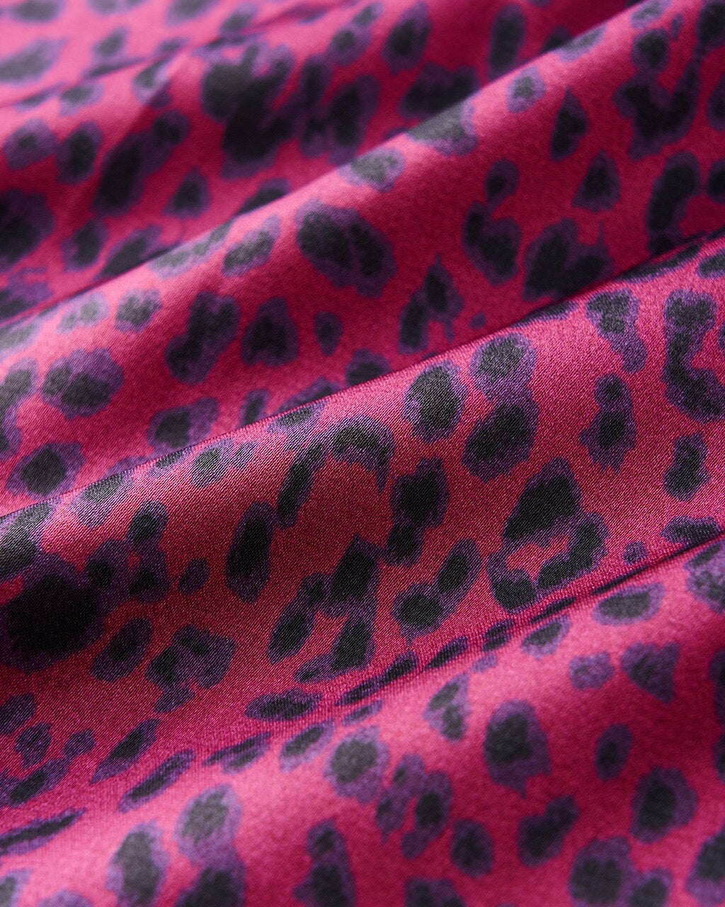 レオパードサテン・シャツブラウス/DoCLASSE