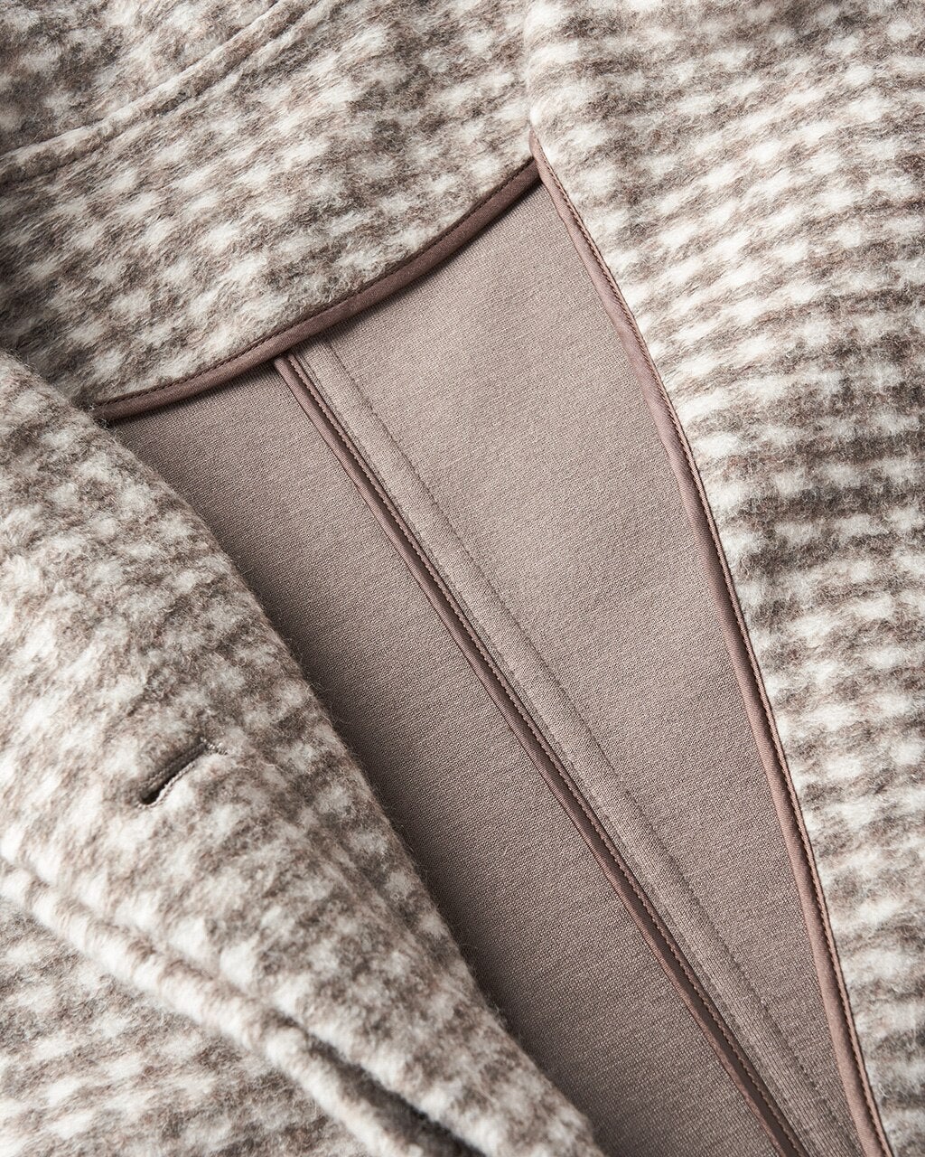 ウール混起毛ジャージー・スタンドコート/DoCLASSE