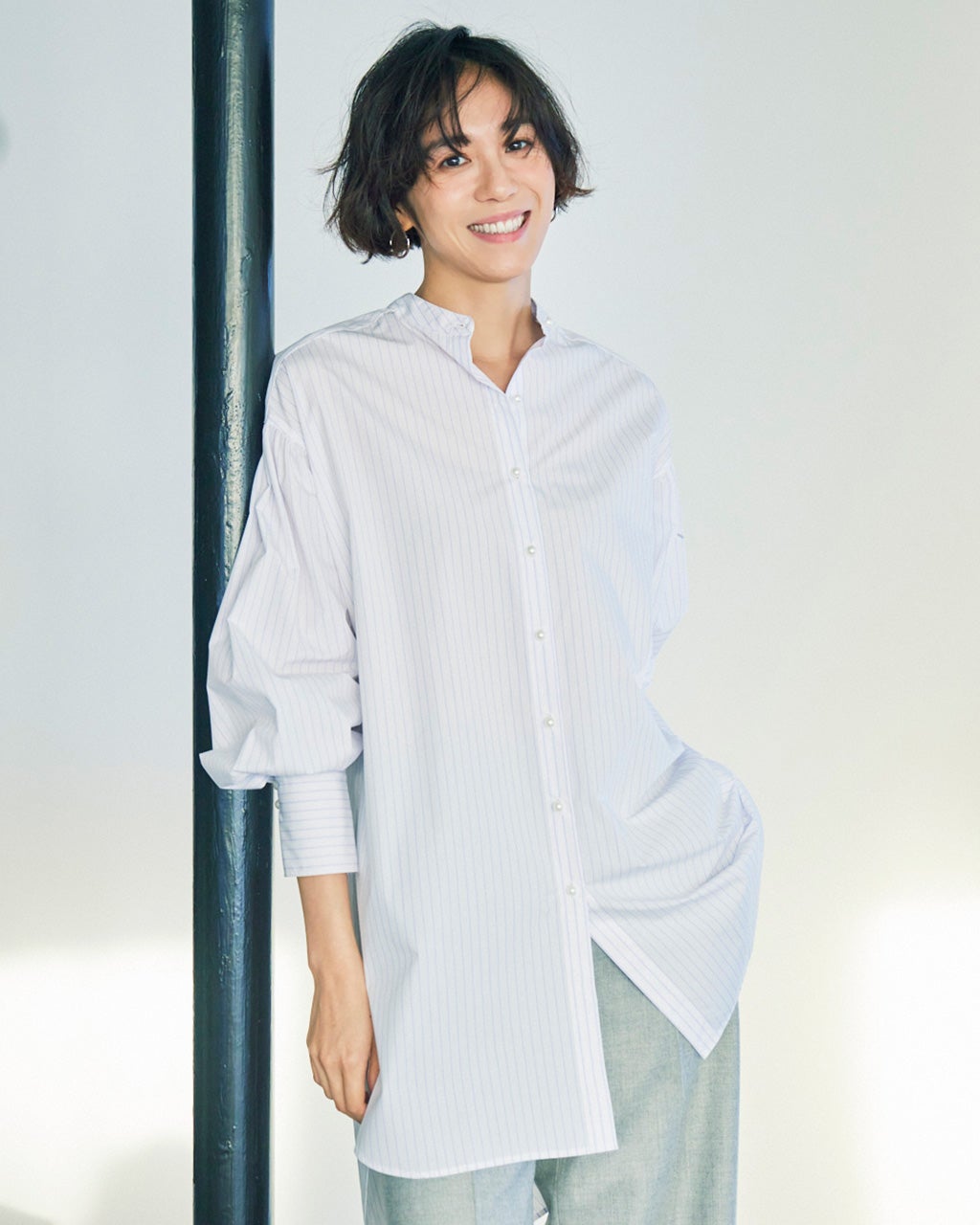 極美品✨シャルマントファム フリルシャツ F ホワイト パールボタン - メルカリ