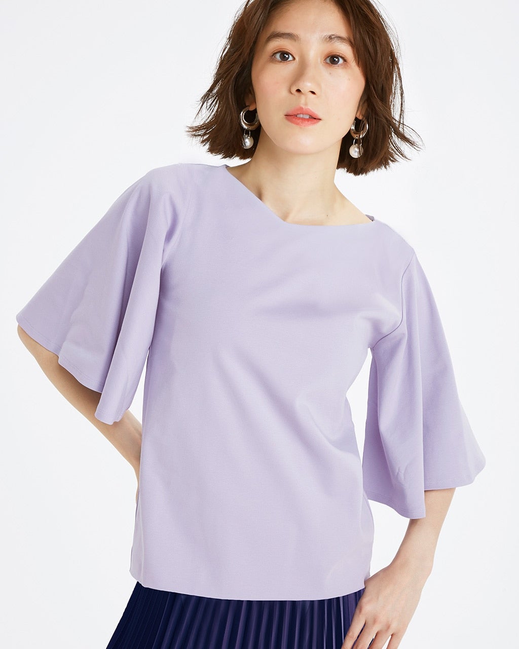 期間限定値下げDECOLLETE LINE BLOUSE サイズ1 浅Vネック／ベルスリーブ・ドゥクラッセTシャツ/DoCLASSE