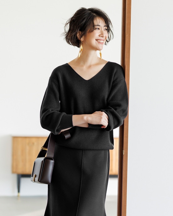 片畦編み・Vネックパフ袖セーター
