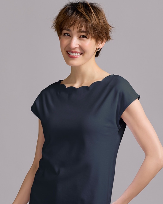 スカラップ衿／フレンチ袖・ドゥクラッセTシャツ