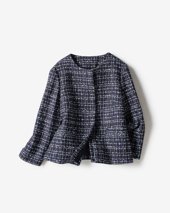 ななこ織・ノーカラージャケット