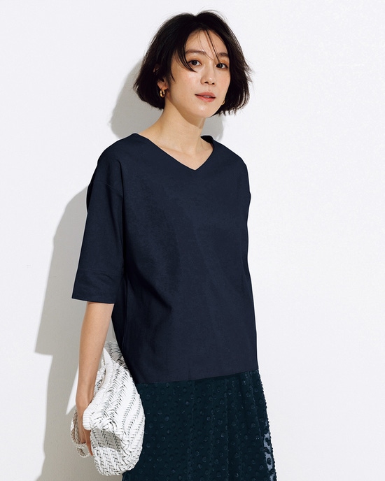 抜け感Vネック／5分袖・ドゥクラッセTシャツ