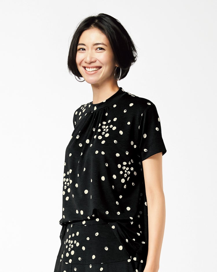 ドレープジャージー・スタンドギャザー半袖 詳細画像 ブラックパターン 1