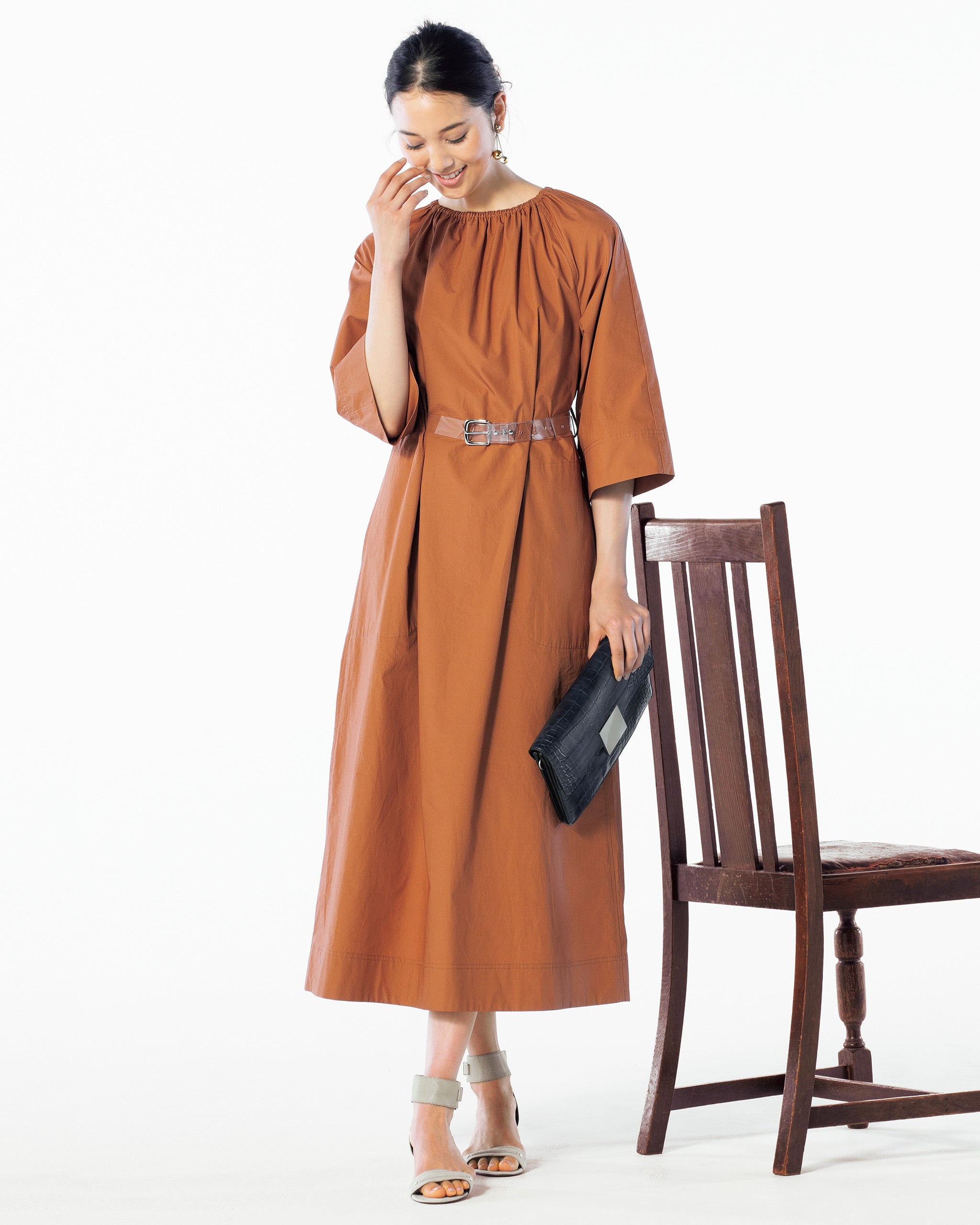 ハリ感コットン ドルマン袖ワンピース 40代50代からのレディース メンズファッション通販 Doclasse ドゥクラッセ