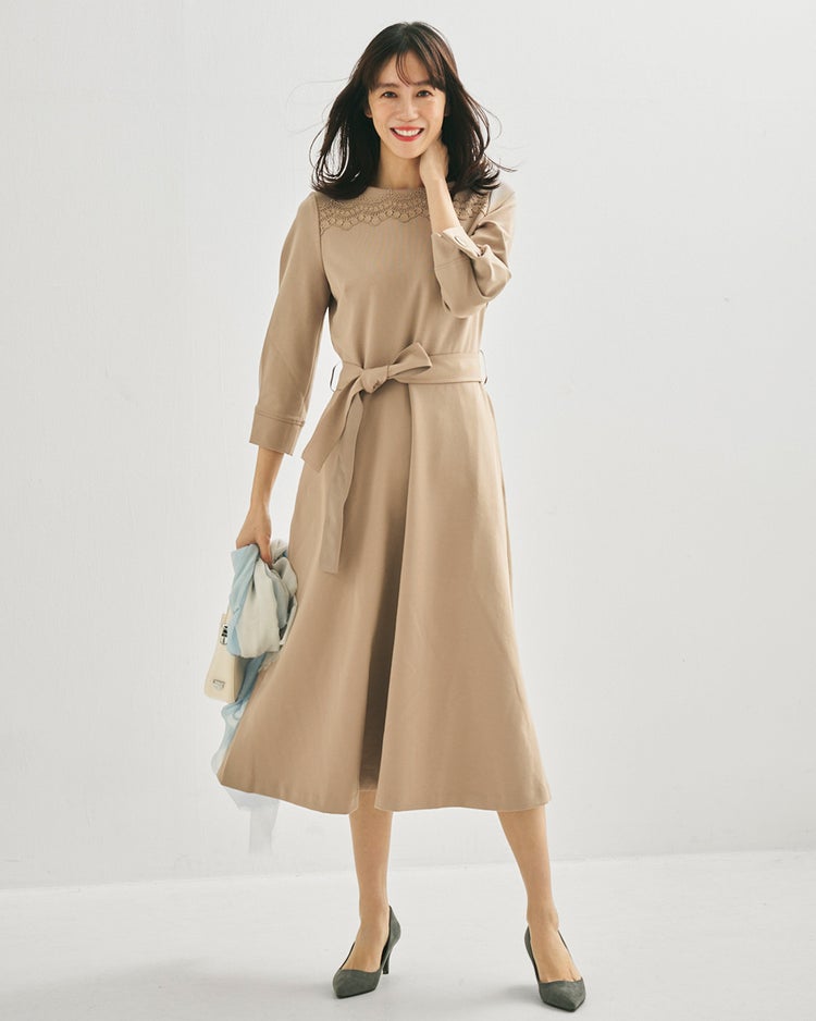 □ストレッチポンチ・レース付きロングワンピ 詳細画像 ベージュ 1