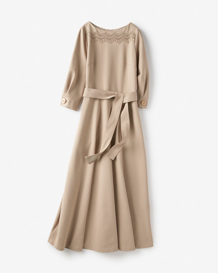 □ストレッチポンチ・レース付きロングワンピ 詳細画像 ベージュ 3