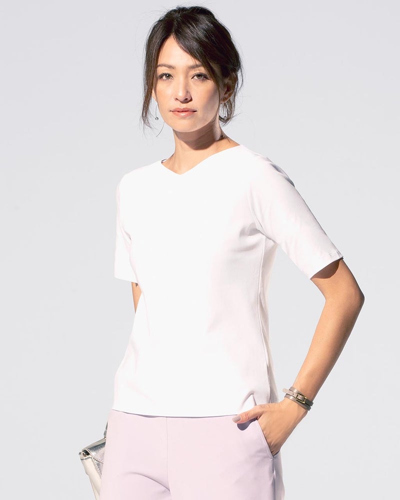 浅vネック 5分袖 ドゥクラッセｔシャツ 40代50代からのレディース メンズファッション通販 Doclasse ドゥクラッセ