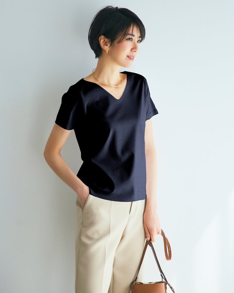 Vネック／半袖・ドゥクラッセTシャツ/40代50代からのレディース・メンズファッション通販 DoCLASSE(ドゥクラッセ)