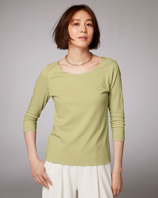 ジュエルネック／７分袖・ドゥクラッセTシャツ