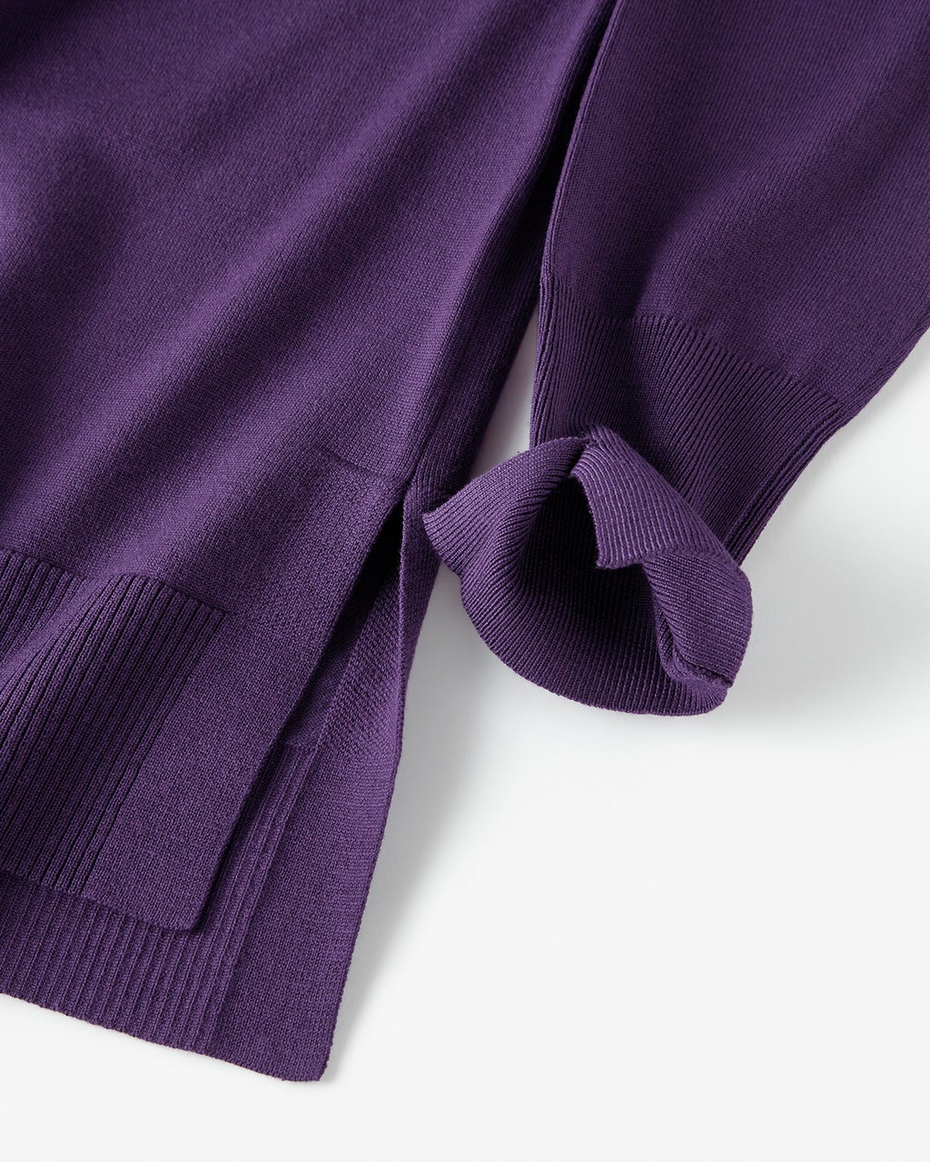 スリットカフス・ハイネックニット/DoCLASSE