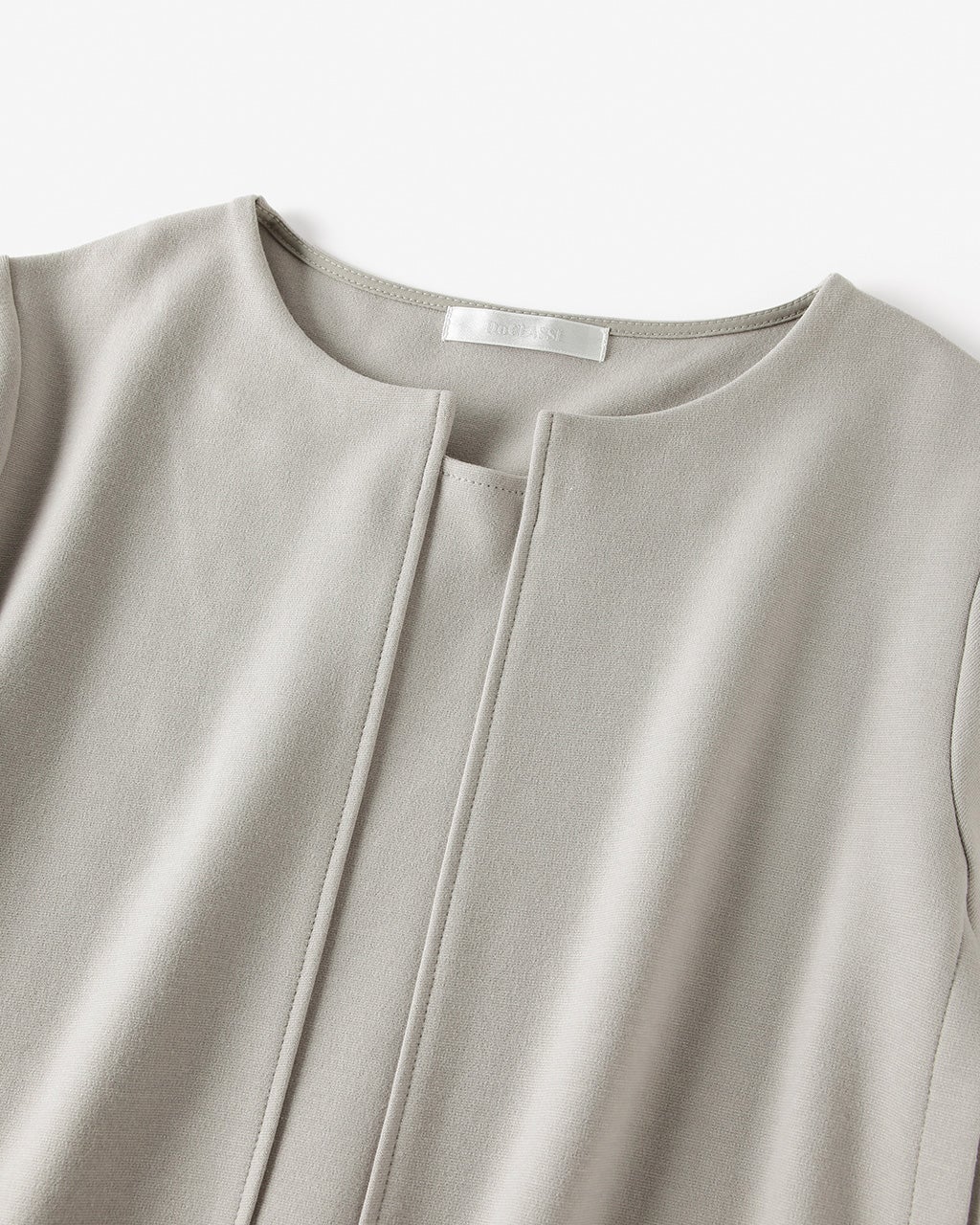 ⭐美品⭐DoCLASSE/ドゥクラッセ　ストレッチポンチ ラインキーネックワンピ zz-16257_121-1.jpg?1691136373