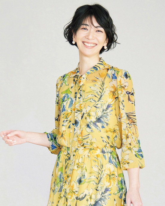 シフォンジョーゼット・花柄ブラウス