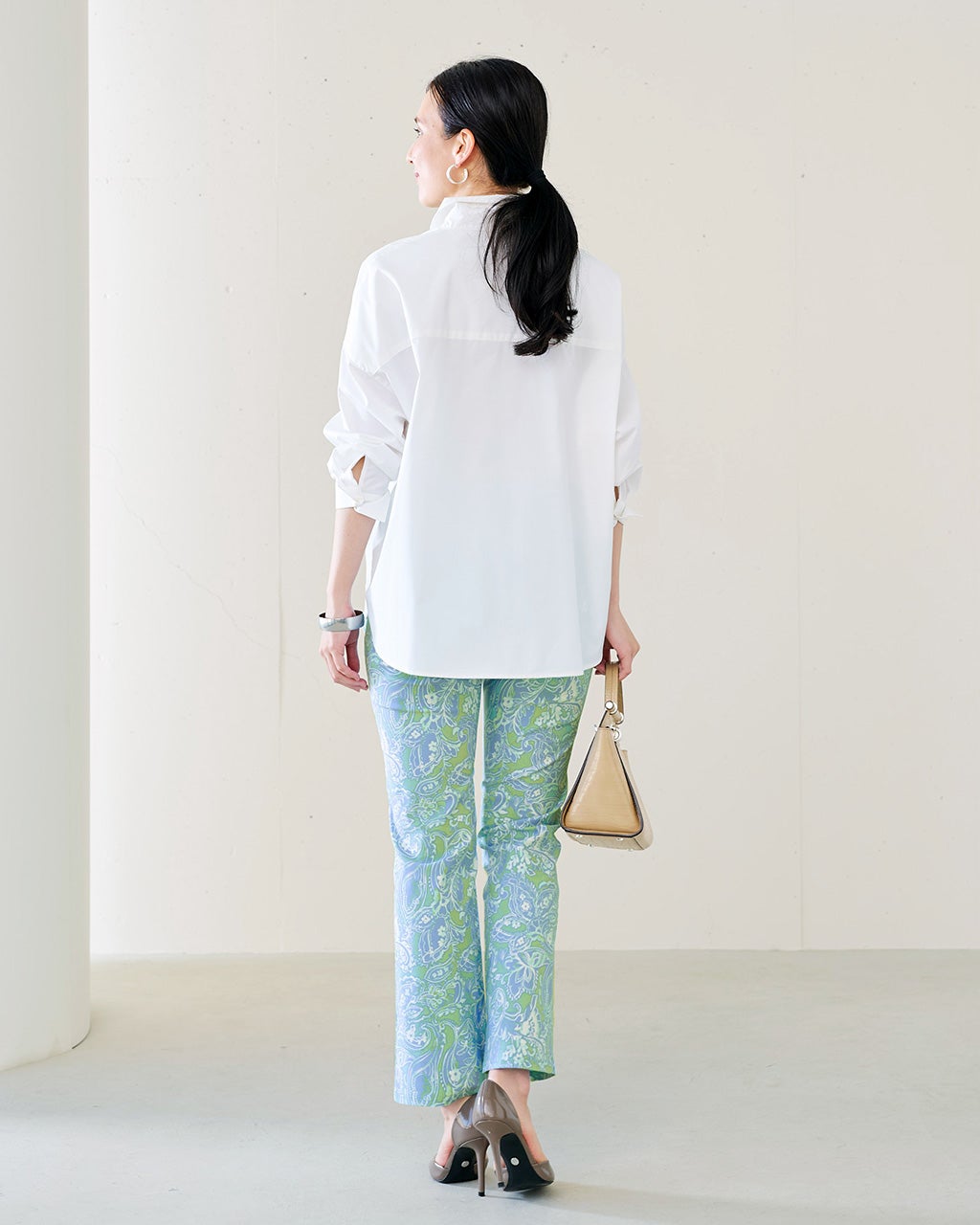 【美品】グレースクラス クロップド パンツ ホワイト 38 未使用 24AW Grace CLASS グレースクラス ウールツイルハーフ