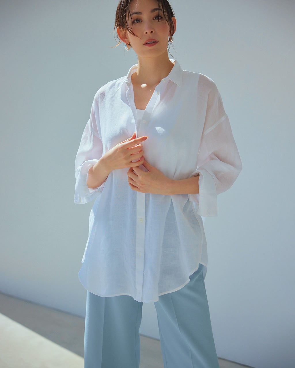 【えみ】DRAWER シャツ 水色・白 ¥59,400 えみ様専用】DRAWER シャツ 水色・白 ¥59,400 - メルカリ
