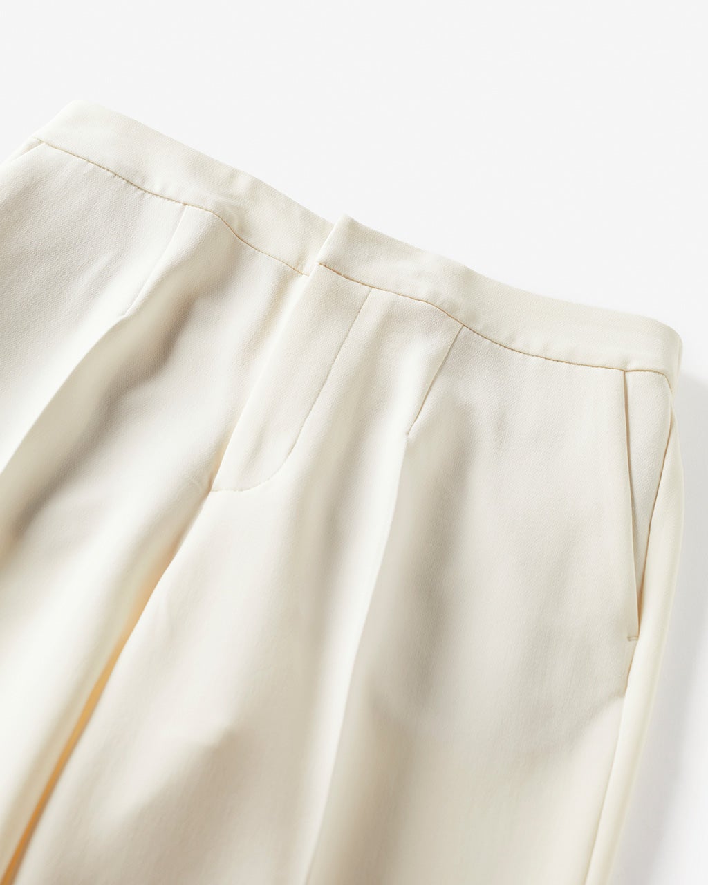 【新品】23区　大きいサイズ　44　ストレッチ　トリアセダルクロス タックパンツ 洗える】トリアセダルクロス ワイドタック パンツ