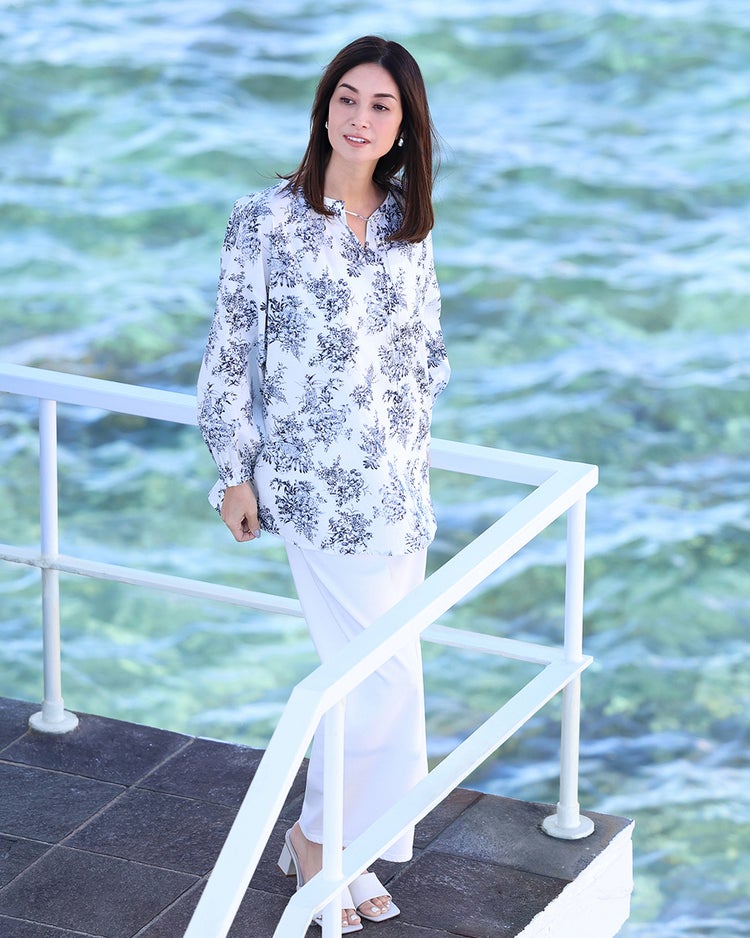 コットンローン・キーネックブラウス 詳細画像 ストーン・パターン 2