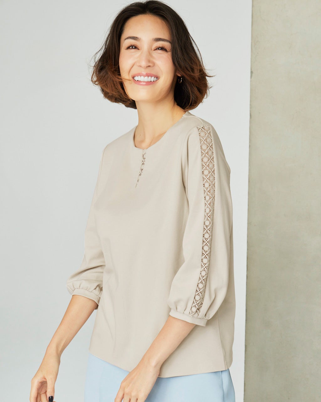 René ホワイト レース パフスリーブ シャツ René ホワイト レース パフスリーブ シャツ