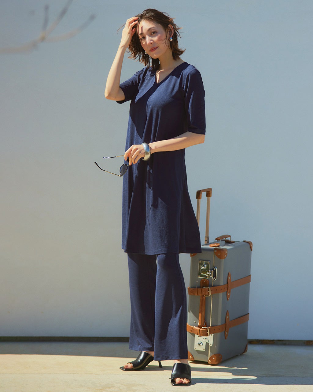 極美品 Stella McCartney julia トラウザーズパンツ 濃紺 Stella McCartney Julia Loose Fit Trousers | Black | FARFETCH