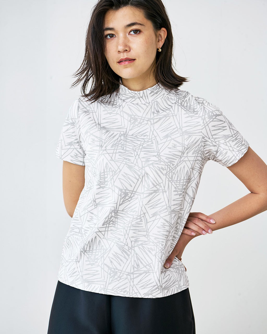 デニム風ハイネックTシャツ コットン混・ハイネックT/40代50代からのレディースファッション